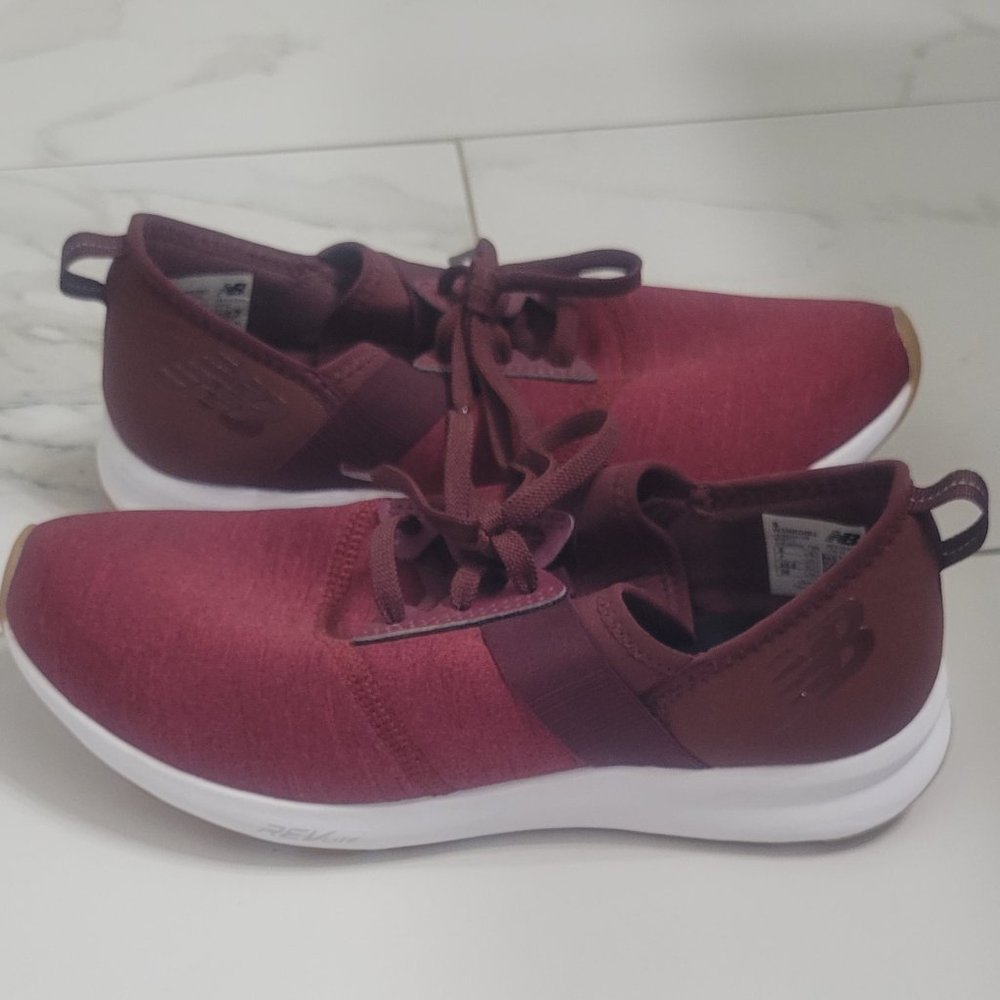 New Balance Womens Fuelcore Nergize Burgundy shoes